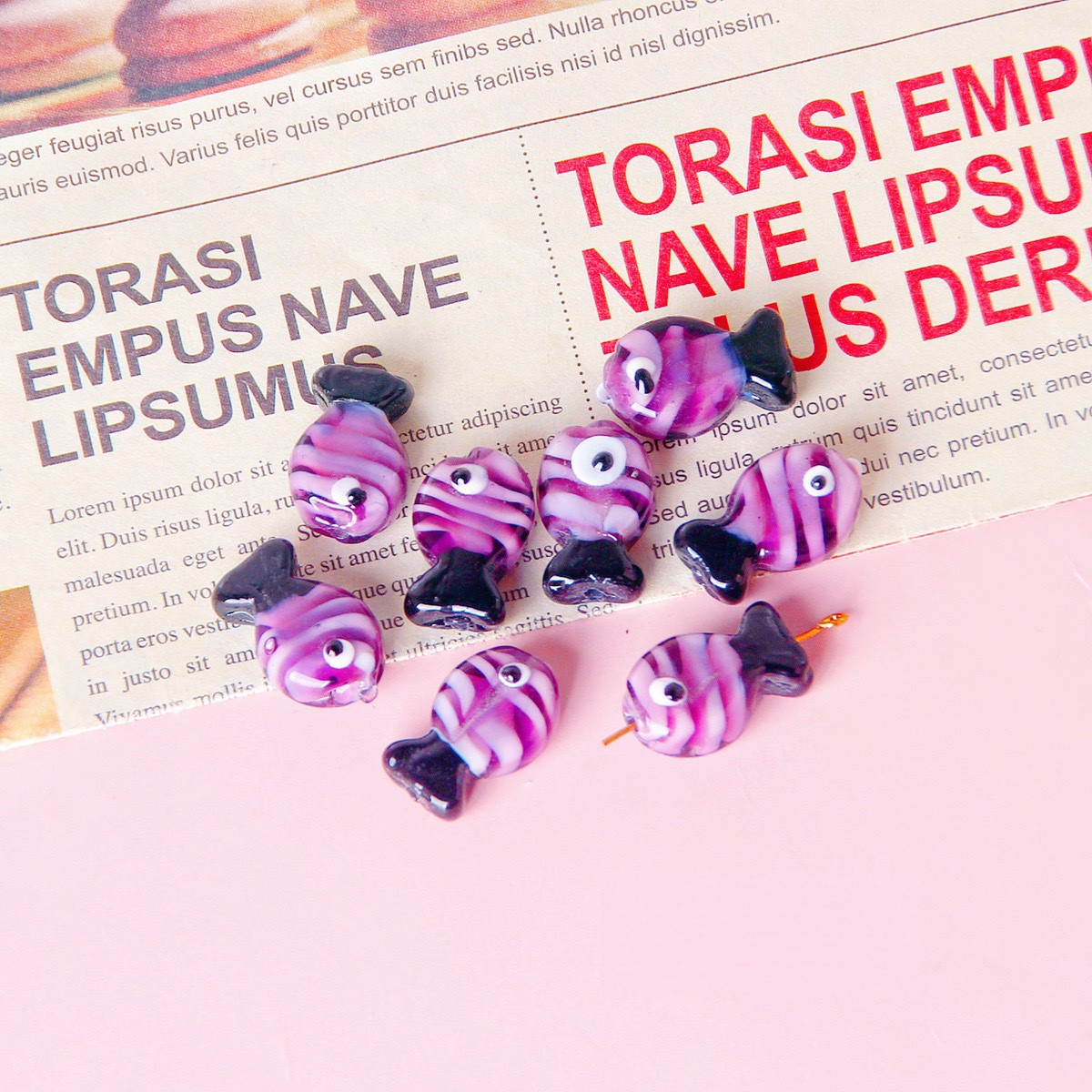 Small Fish Glass Beads 20x13mm Multi Color Glossy 10pcs 13