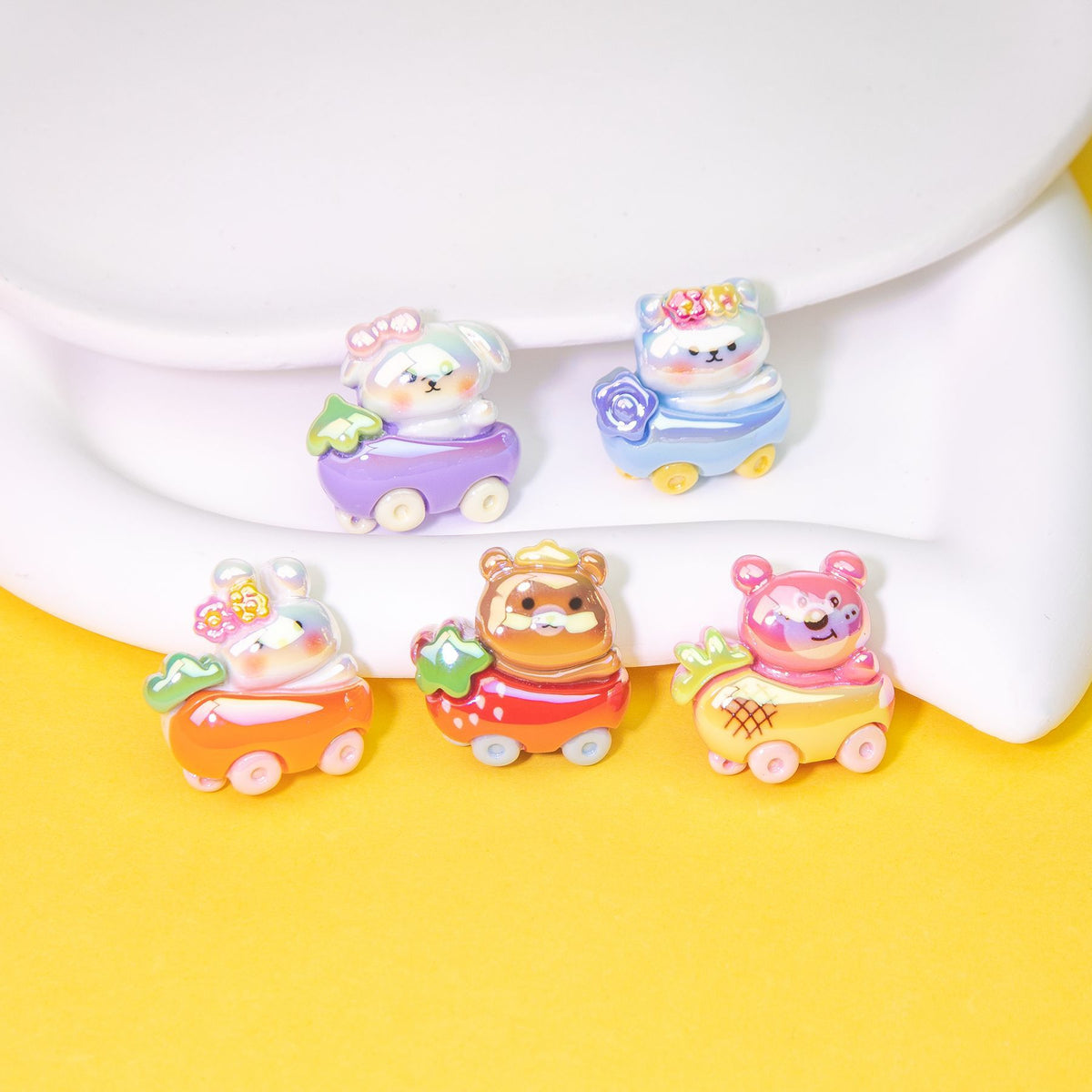 Cute Animal Driving Fruit Cart Resin Beads Glossy Mixed 10pcs 3