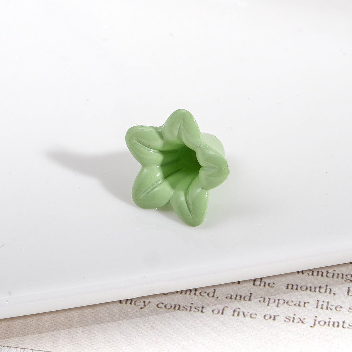 Bellflower Shaped Acrylic Beads 12x17x17mm and 21x28x28mm 50pcs 12
