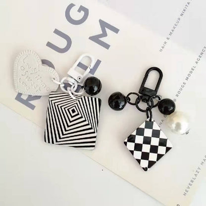 Cartoon Acrylic Plaid Striped Heart Leather Keychain Monochrome Design 4