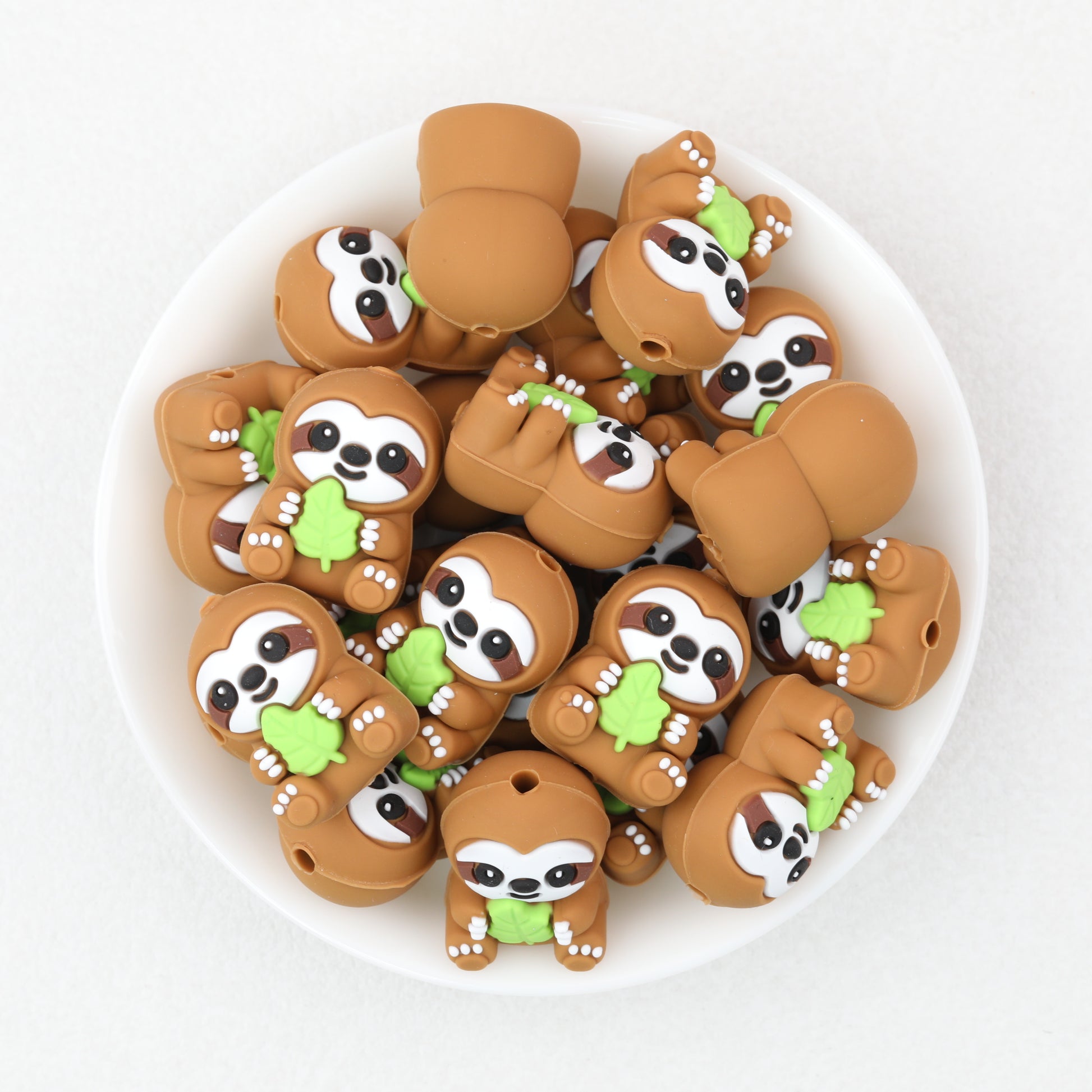 3D Sloth Silicone Focal Beads with Green Leaf 20pcs 2