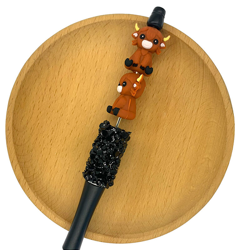 Silicone 3D Focal Beads Highland Cow Textured Fur Curling Horns 2