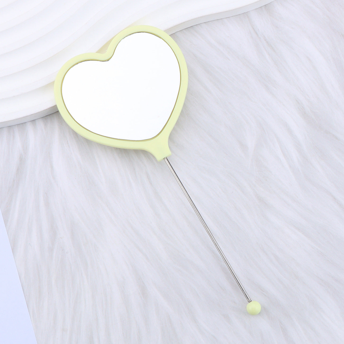 Beadable Plastic Mirrors Handheld Heart-shaped
