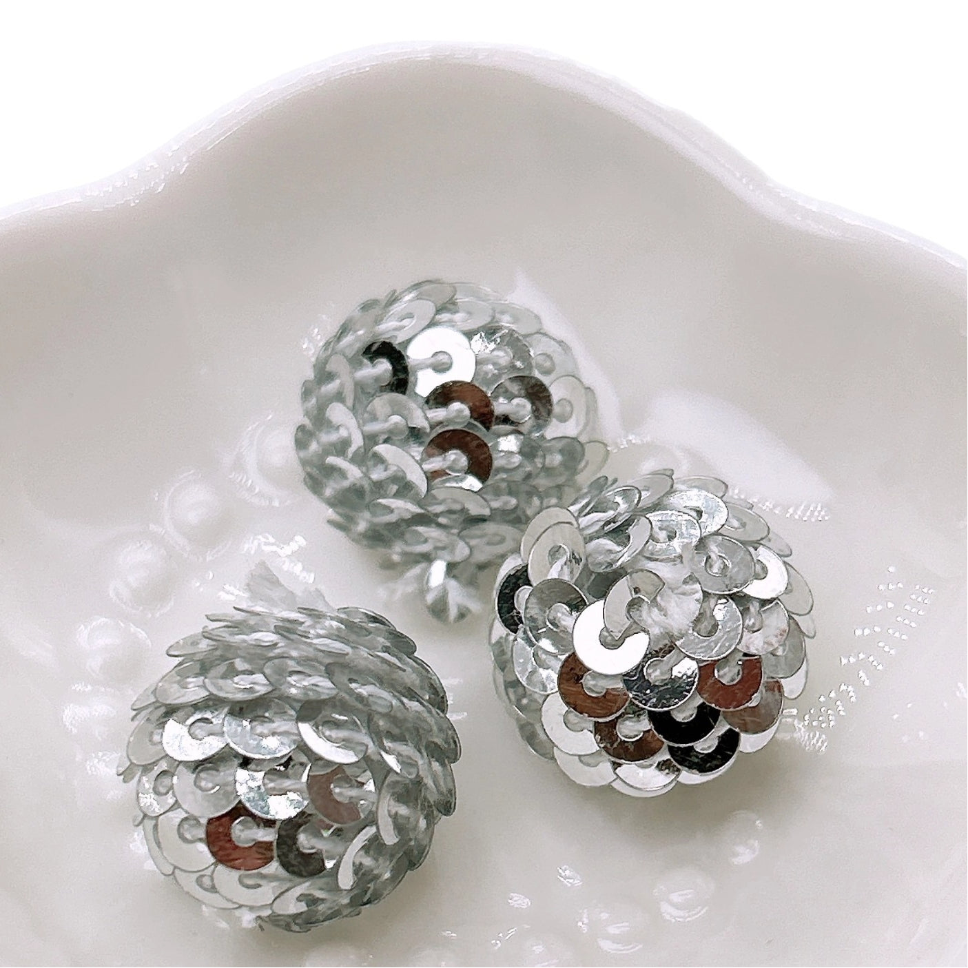Glitter Bubblegum Beads 16-20mm Fish Scale Sequin Cluster 50pcs 5