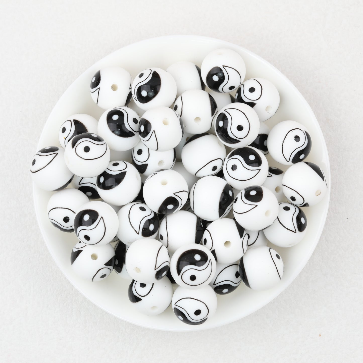 15mm Black and White Patterned Silicone Round Beads 50pcs 3
