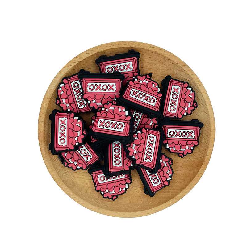 Silicone Focal Beads Heart XO Truck Bed with XOXO Tailgate 20pcs 2