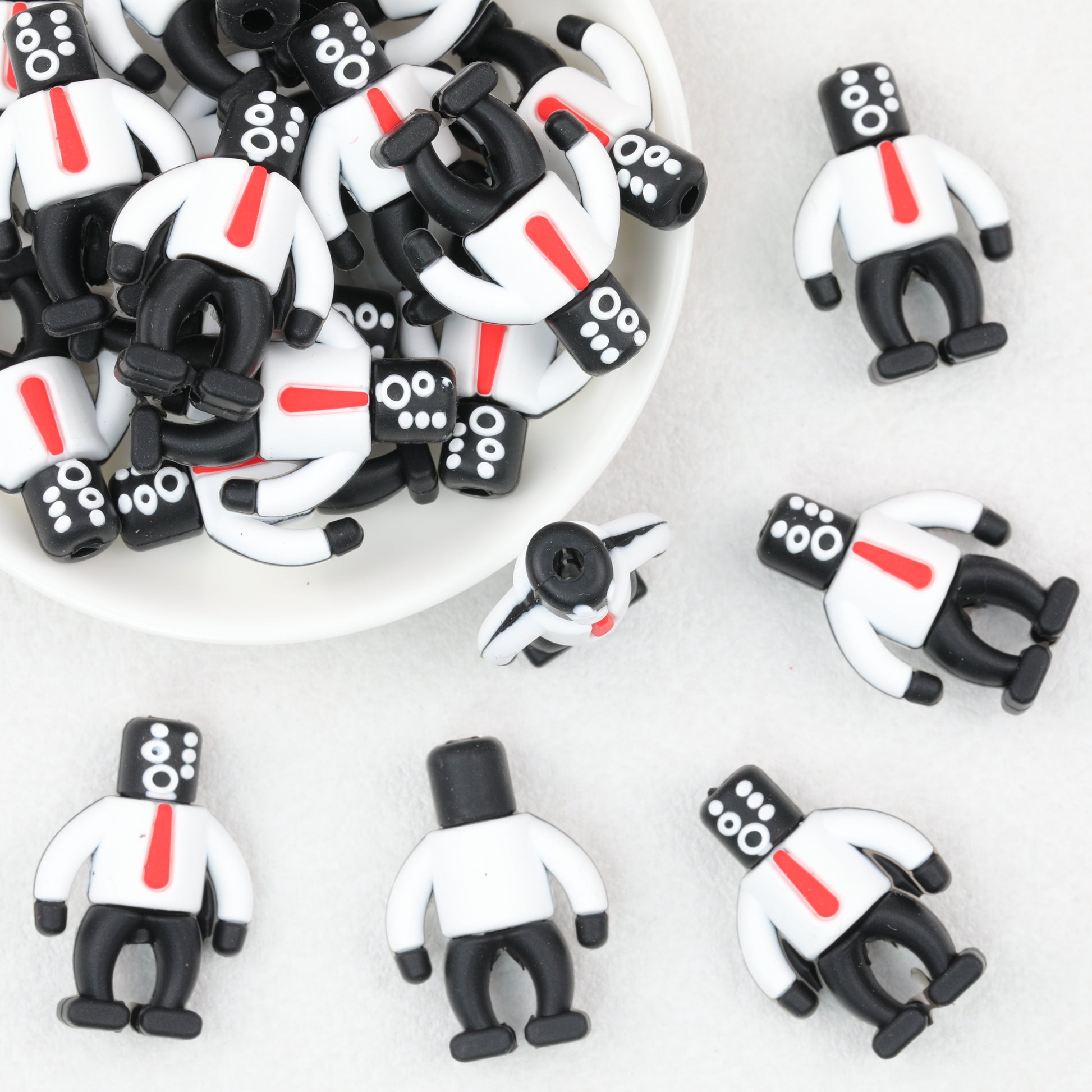 3D Suit Robot Silicone Focal Beads Black White 20pcs