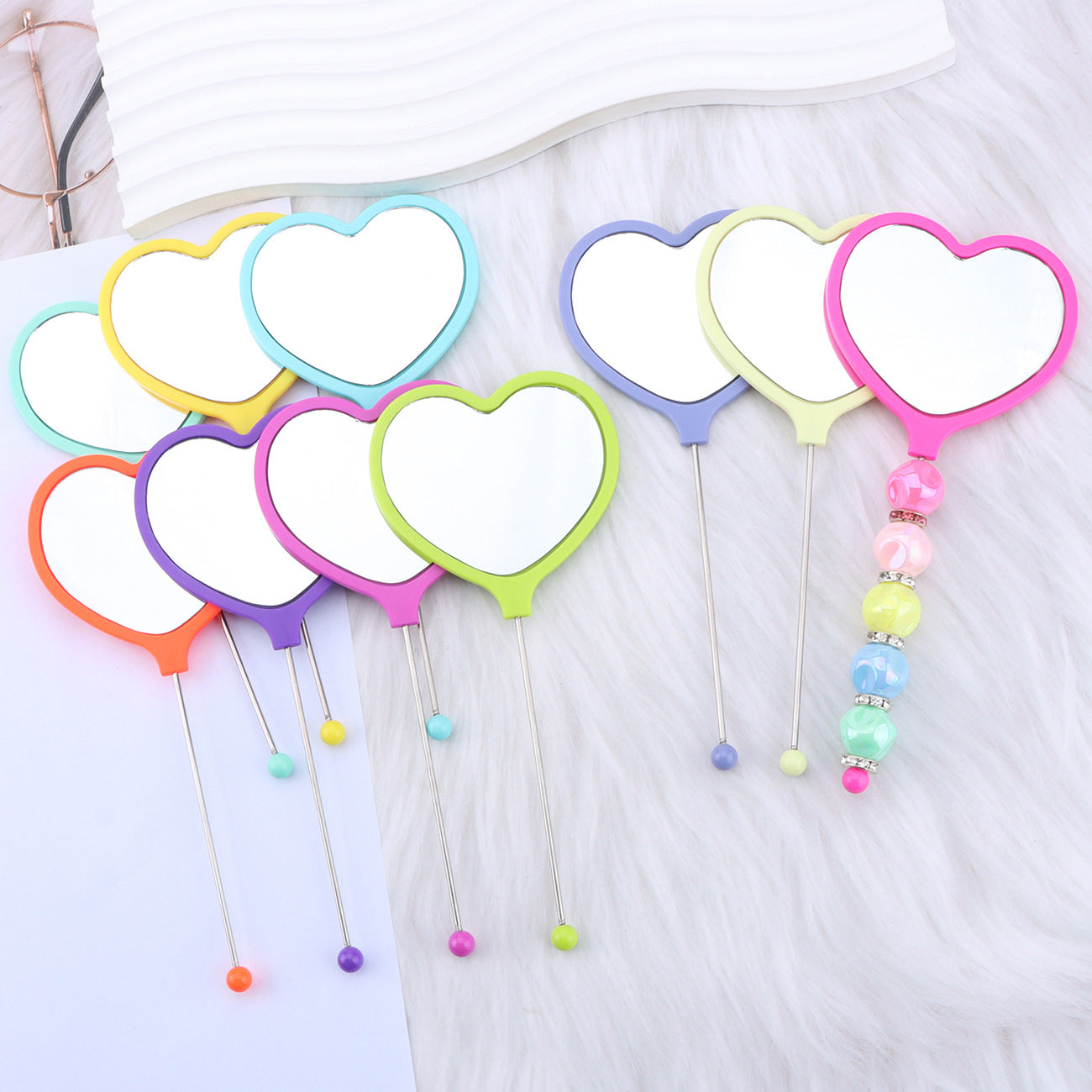 Beadable Plastic Mirrors Handheld Heart-shaped