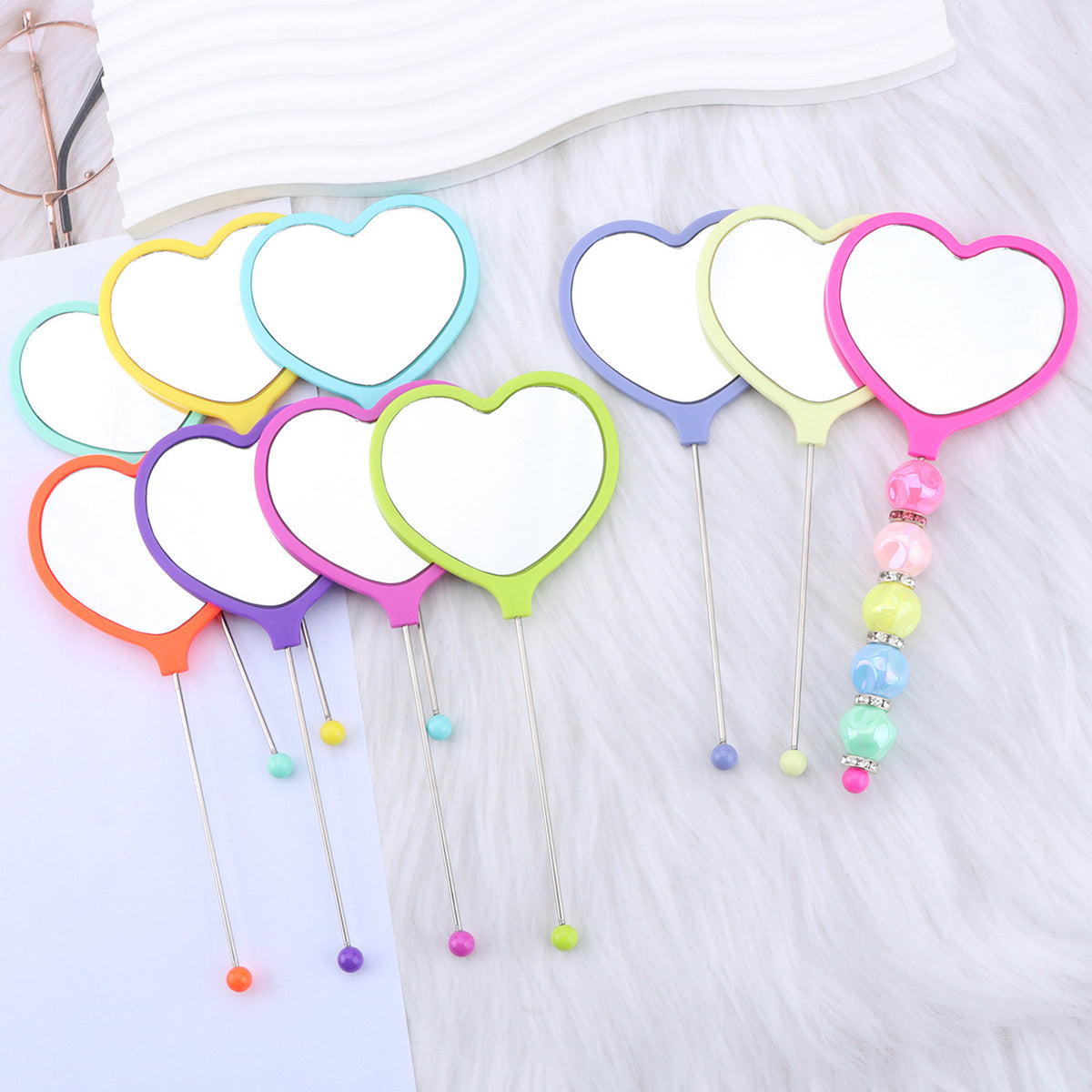 Beadable Plastic Mirrors Handheld Heart-shaped