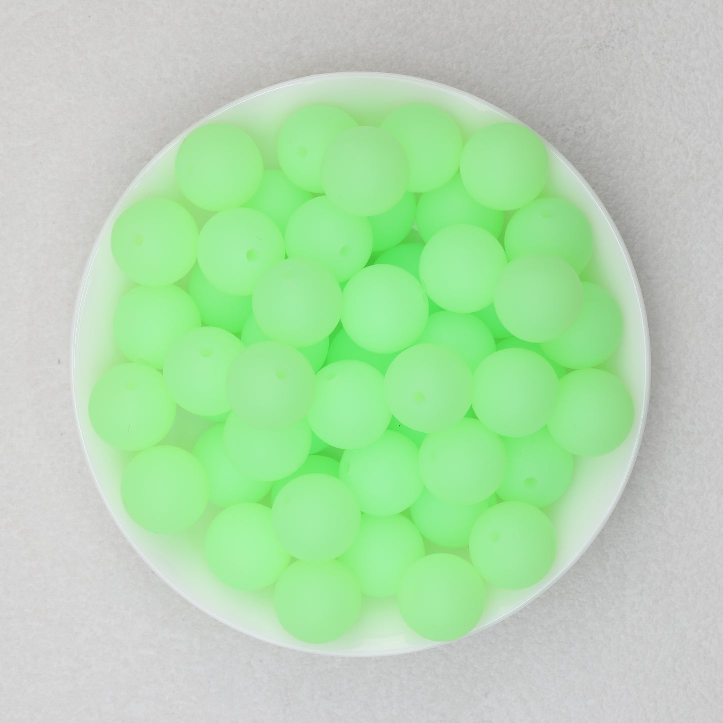 Glow in the Dark 15mm Round Silicone Beads 50pcs 8