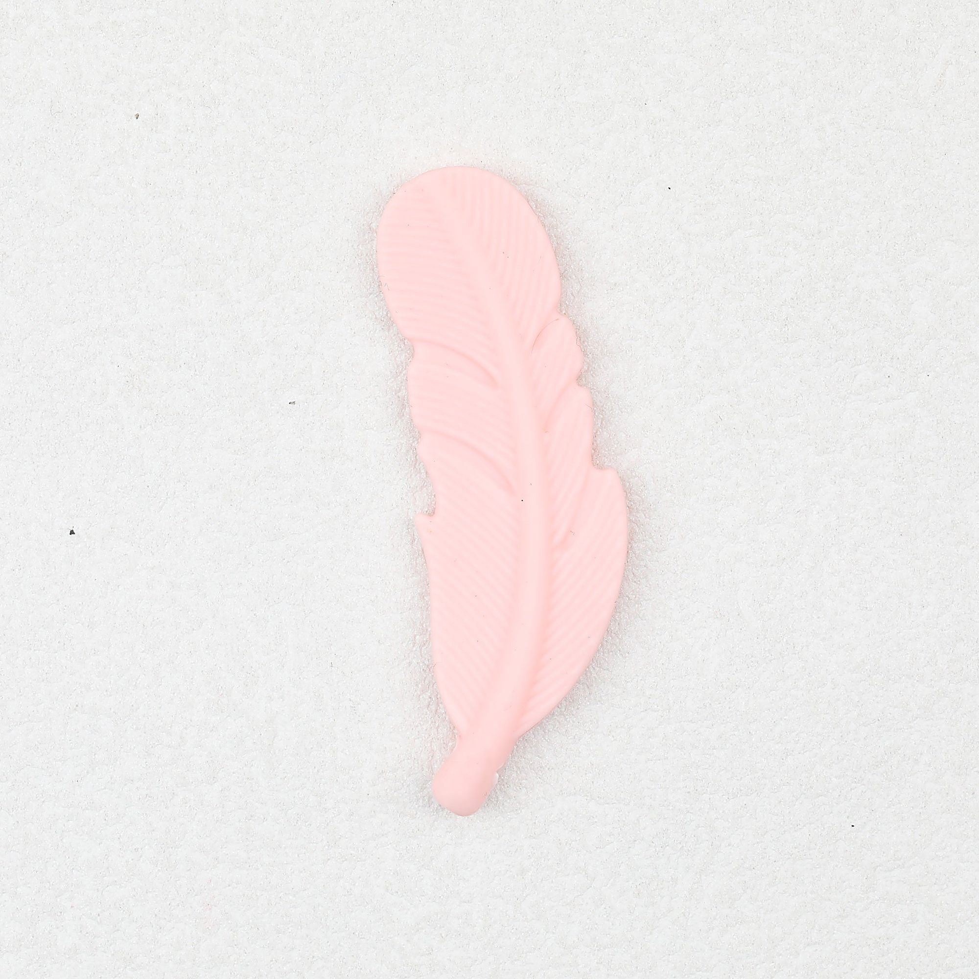 Colorful Feather Shaped Silicone Beads 20pcs - Light Pink