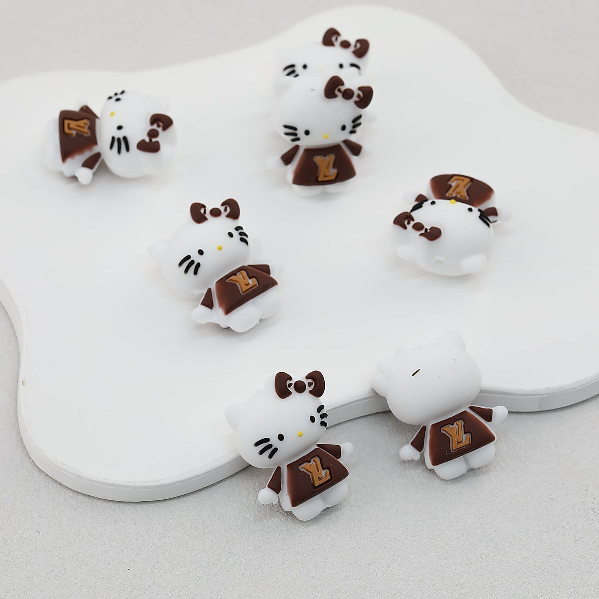 3D Brown Cat Face Silicone Focal Beads with LV Design 20pcs