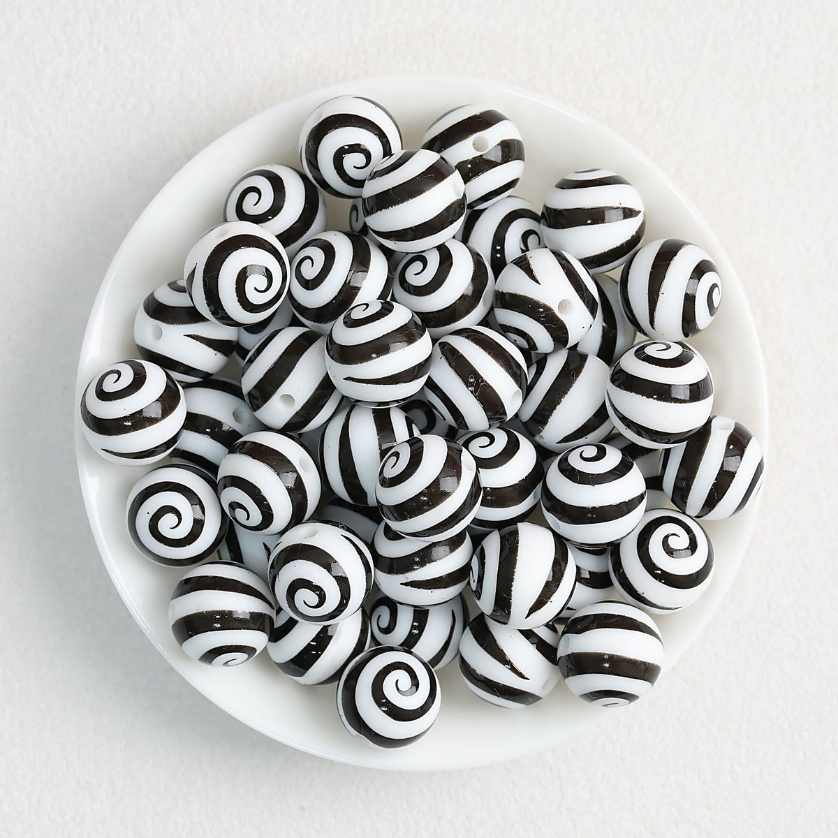 Colorful 15mm Swirl Pattern Priented Round Silicone Beads 50pcs - Black