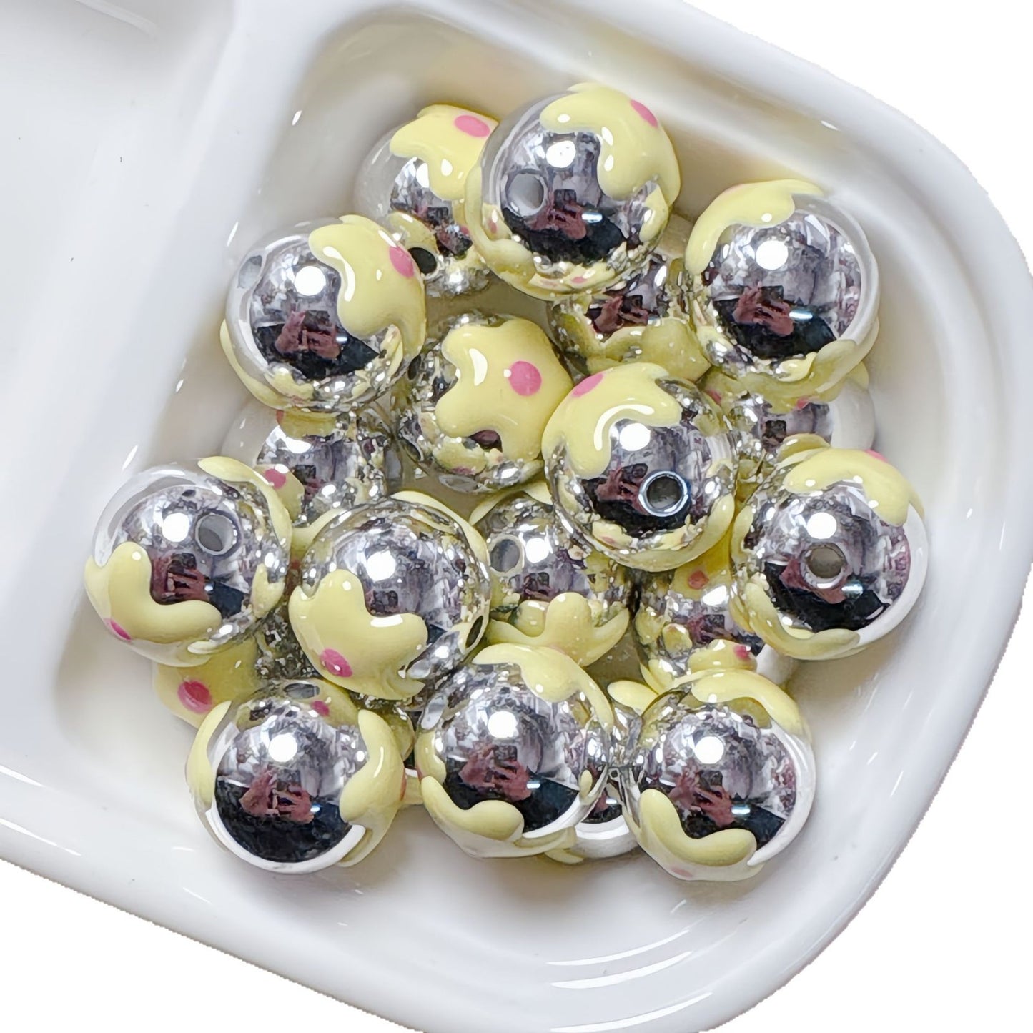 Hand-Painted Flower Heart Round Acrylic Beads 16mm 10pcs 5