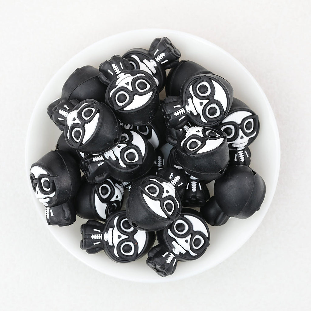 3D Halloween Cloaked Skull Silicone Focal Beads with Glasses 20pcs