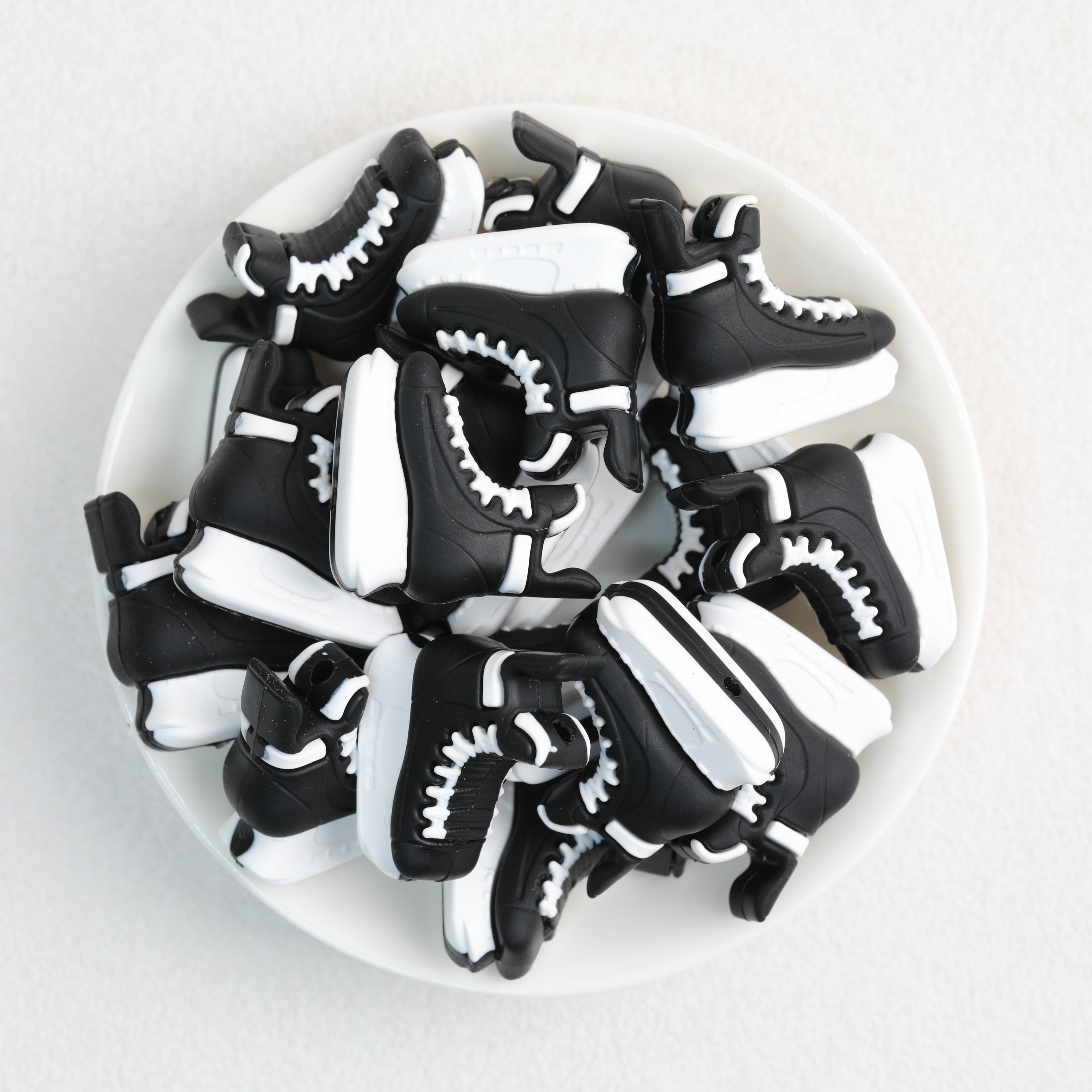  3D Grey Black Ice Skates Silicone Focal Beads 20Pcs 5