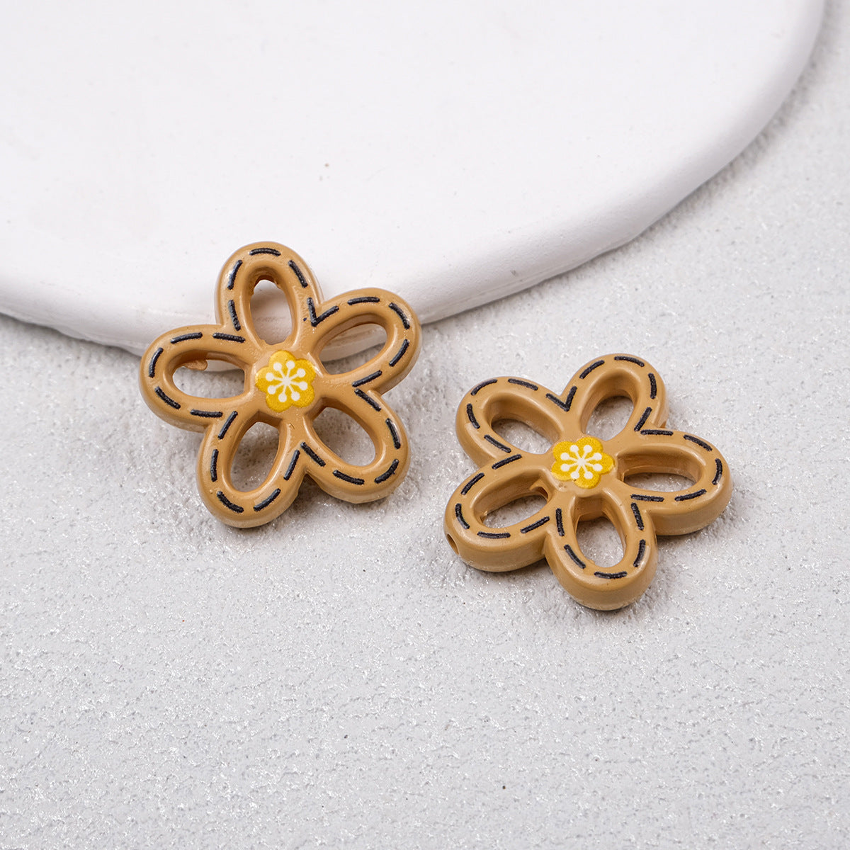Hollow Dotted Line Sakura Flower Acrylic Beads 25mm 20pcs 8