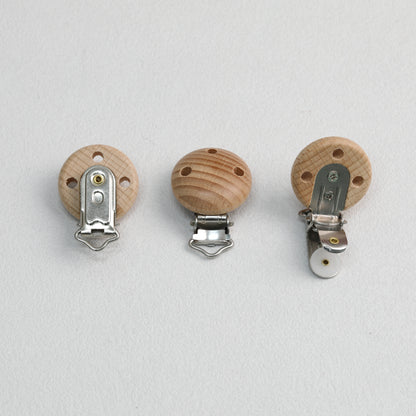 Beech Wood Round Pacifier Clip with Three Holes 30mm 5