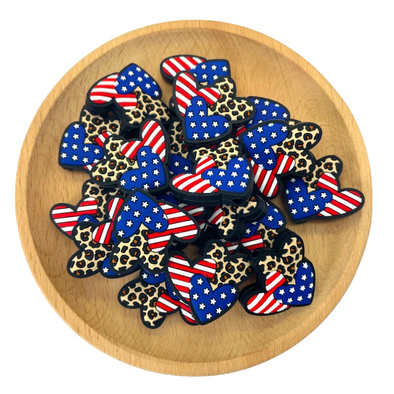 Silicone Focal Beads Independent Day US Love Triple Heart Overlap 20pcs 2