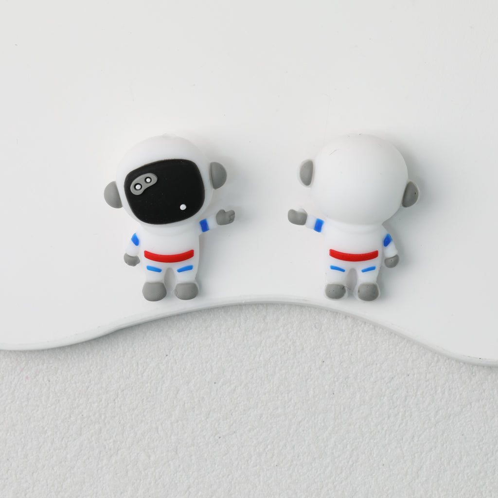 3D Spacesuit Astronaut Silicone Focal Beads Wholesale, Side Profile Front View Black Red Blue Suit