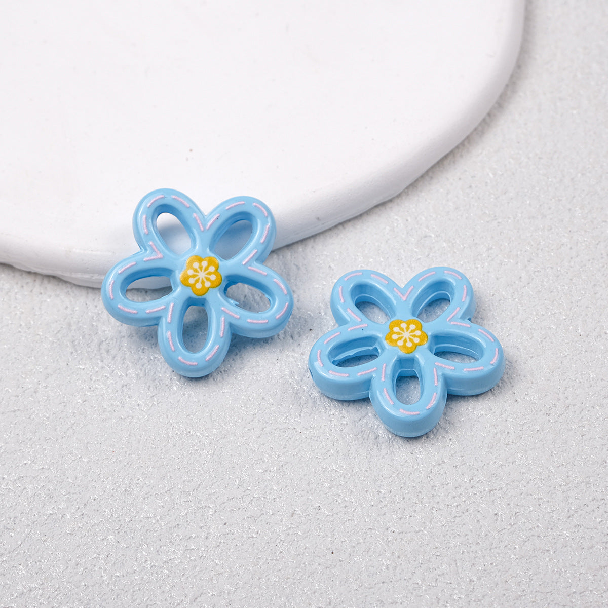 Hollow Dotted Line Sakura Flower Acrylic Beads 25mm 20pcs 14