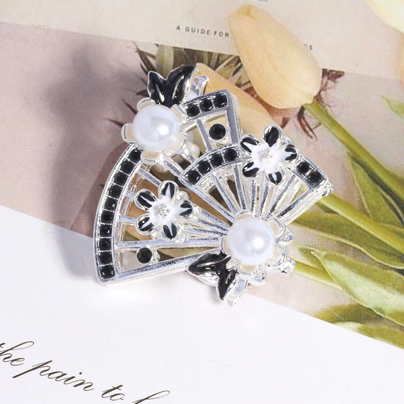 Alloy Hollow 3D Fan Shaped Rhinestone Beads 33mm 3pcs 7