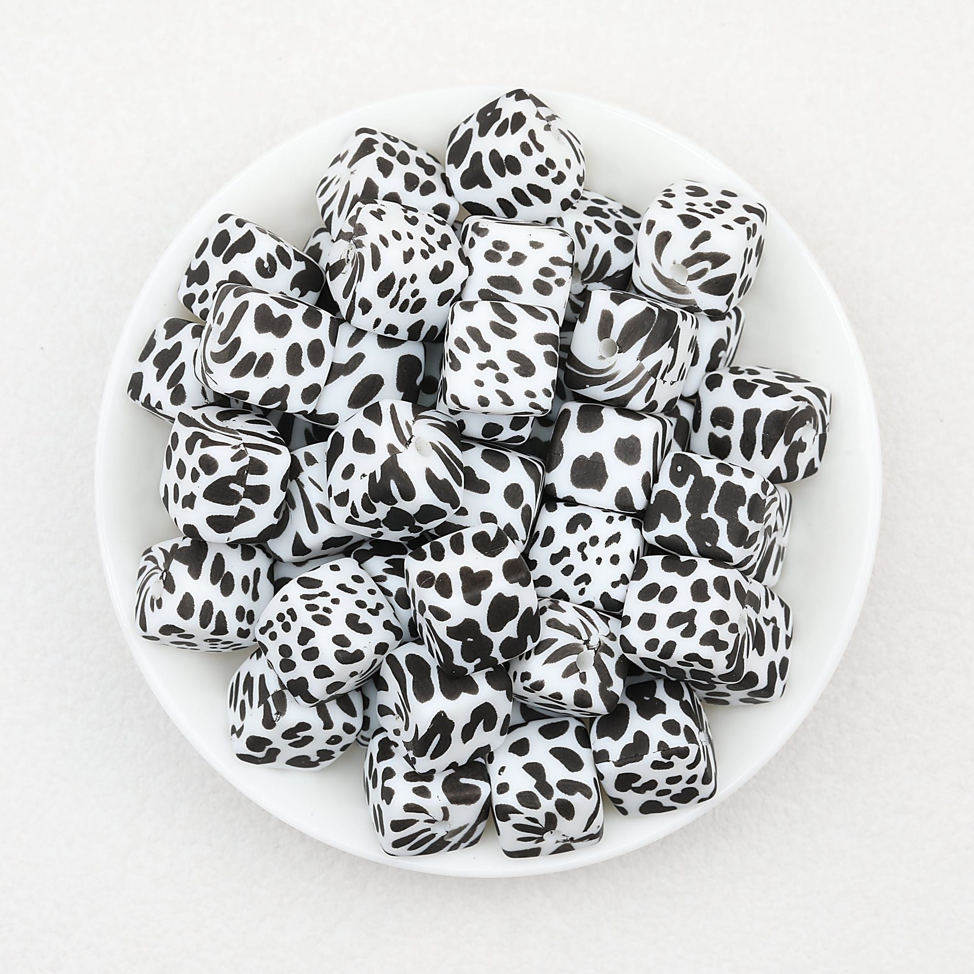13.5mm Square Leopard Print Silicone Beads 50pcs - 5
